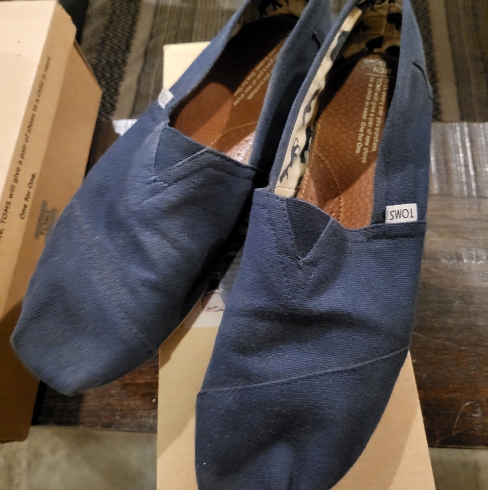 Mens Toms shoes